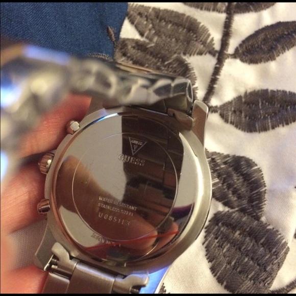 Guess watch - Picture 4 of 4